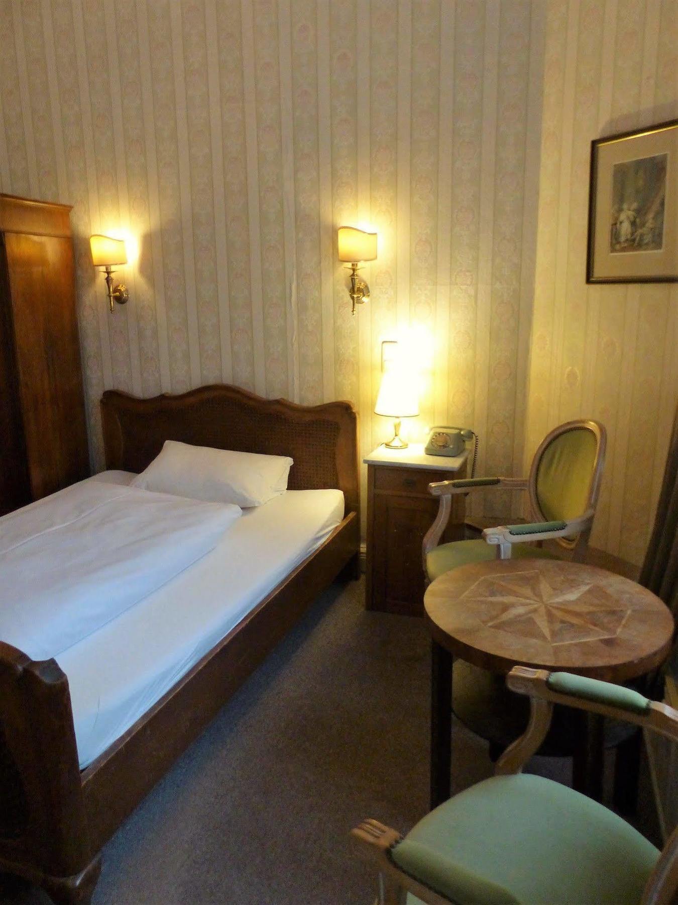 Hotel-pension Funk Am Kurfuerstendamm 3* Berlin