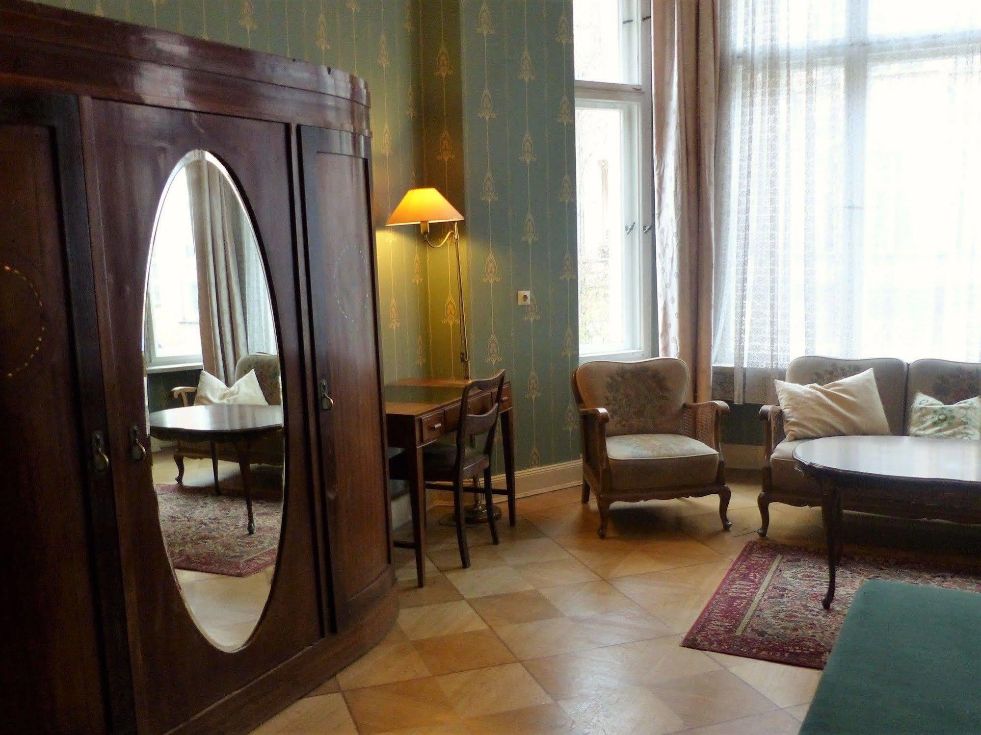 Hotel-pension Funk Am Kurfuerstendamm Hotell
