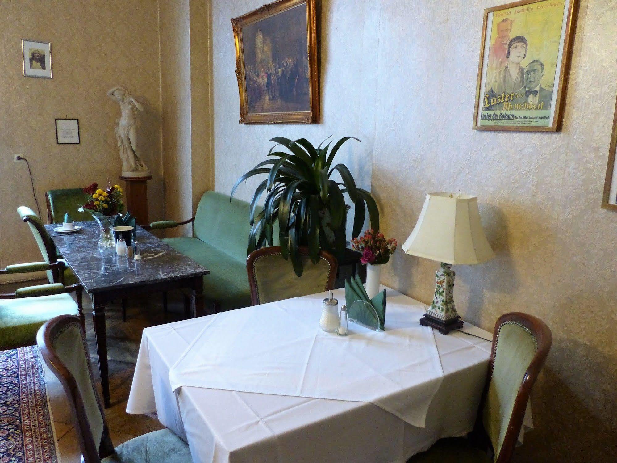 Hotel-pension Funk Am Kurfuerstendamm Hotell