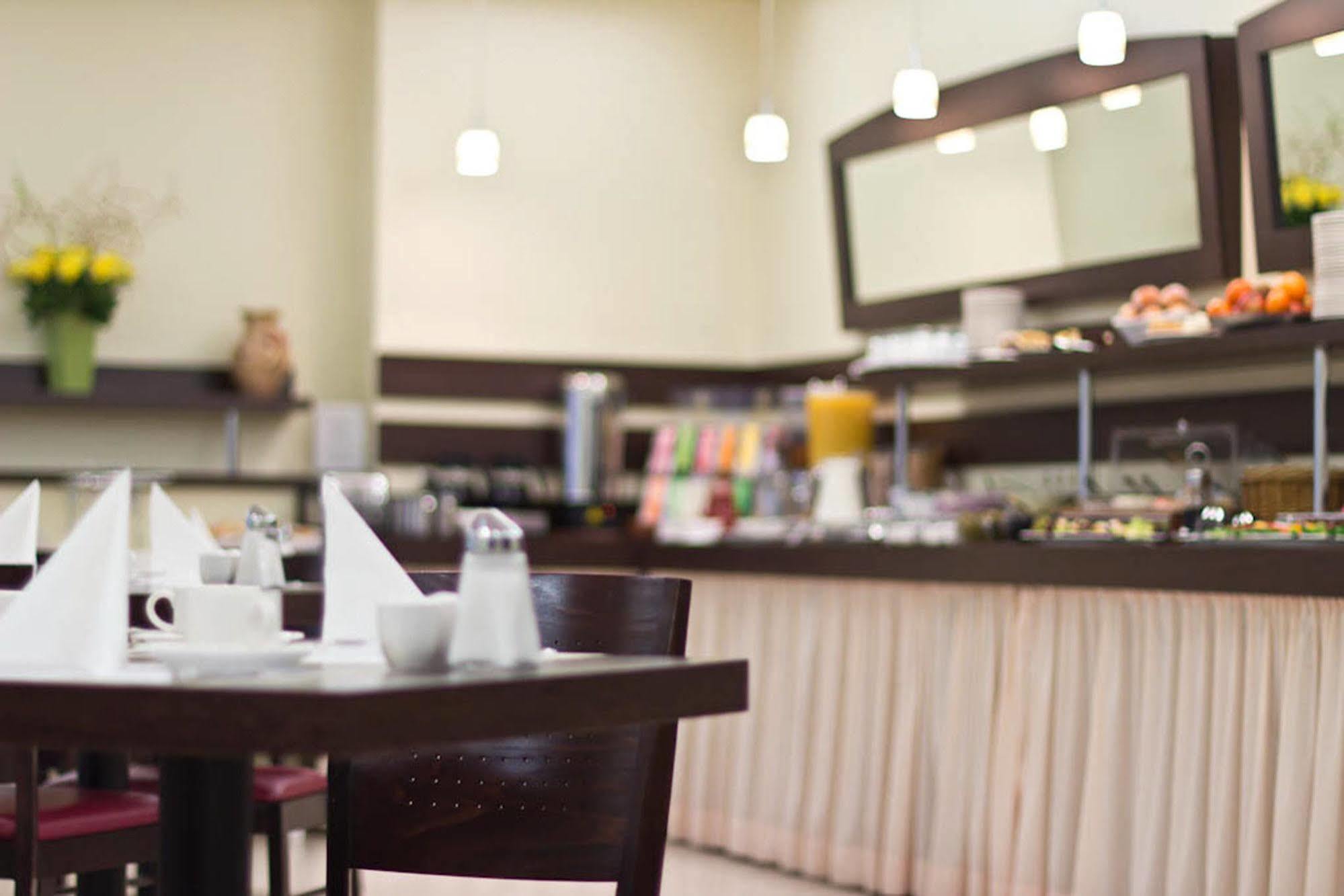 Hotel Ivbergs Messe Nord Berlin