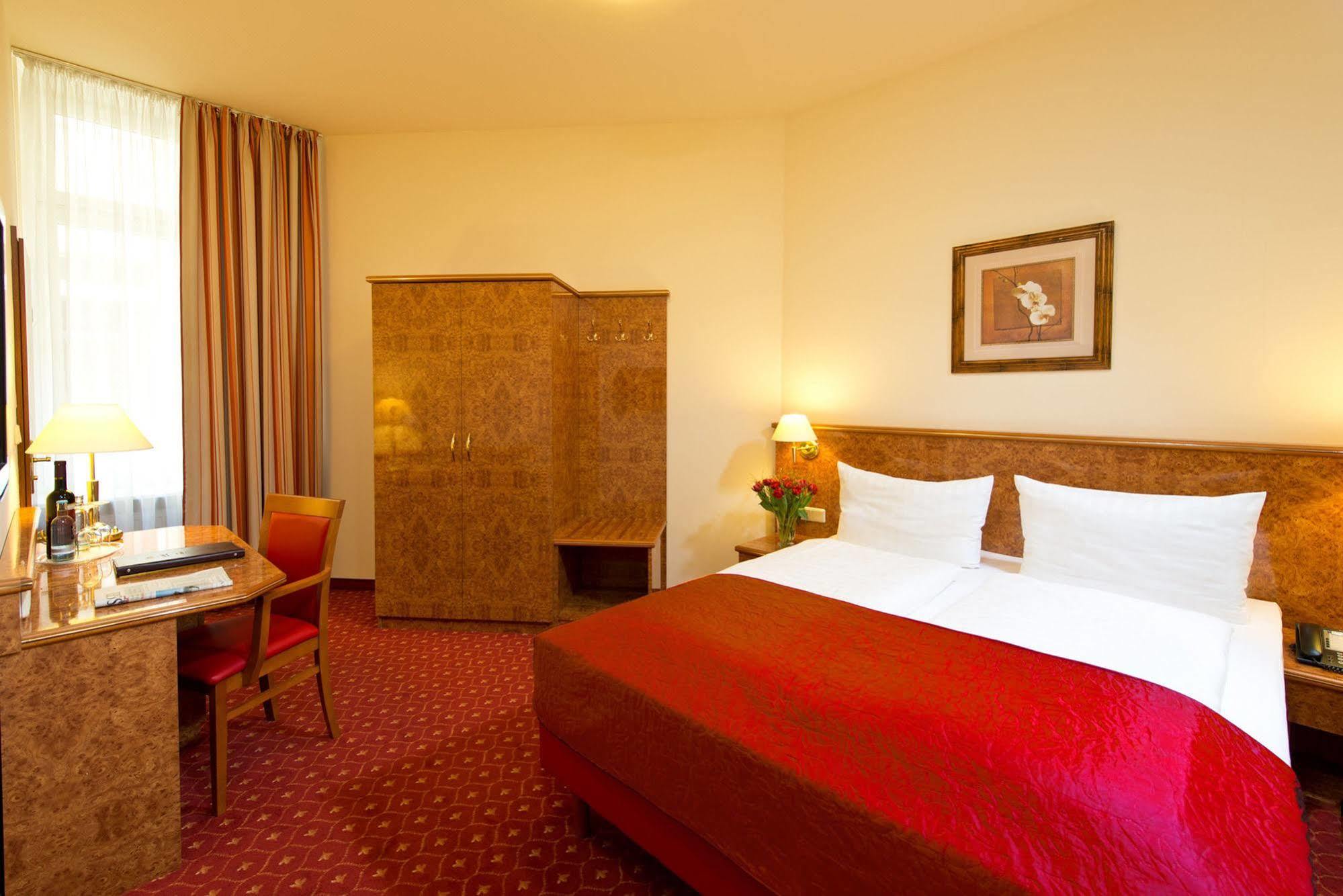 Hotel Hotel&apartments Zarenhof Mitte Berlin