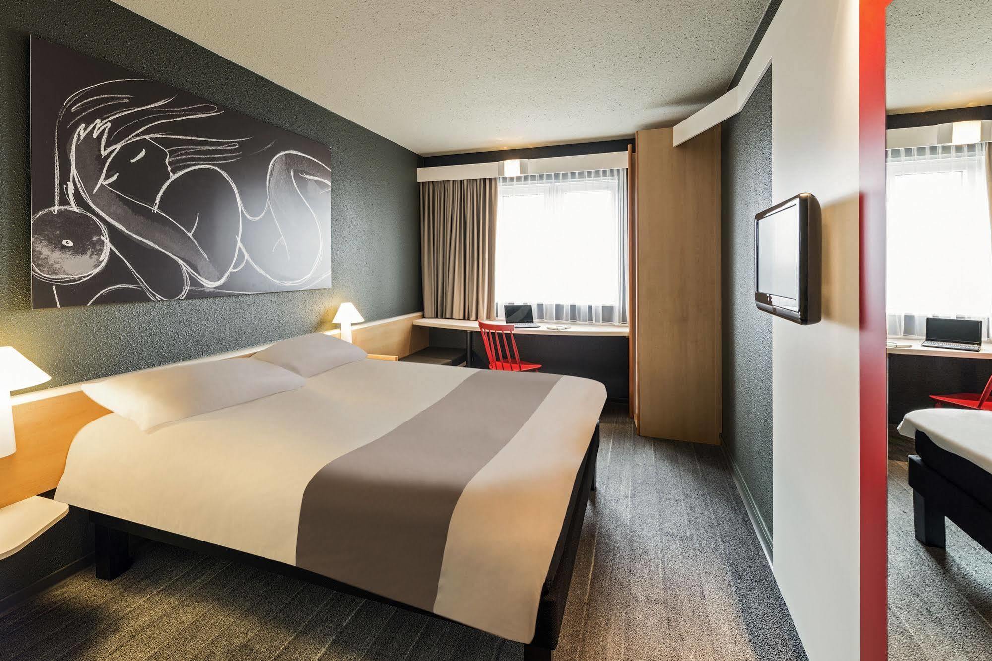 Ibis Spandau Hotell 2*