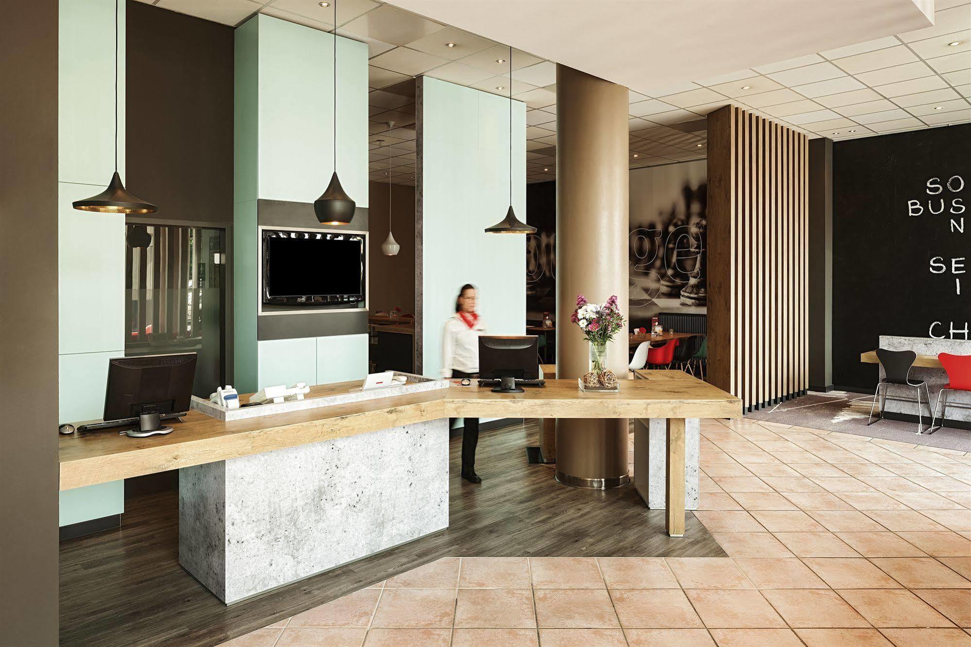 Ibis Spandau Hotell 2*