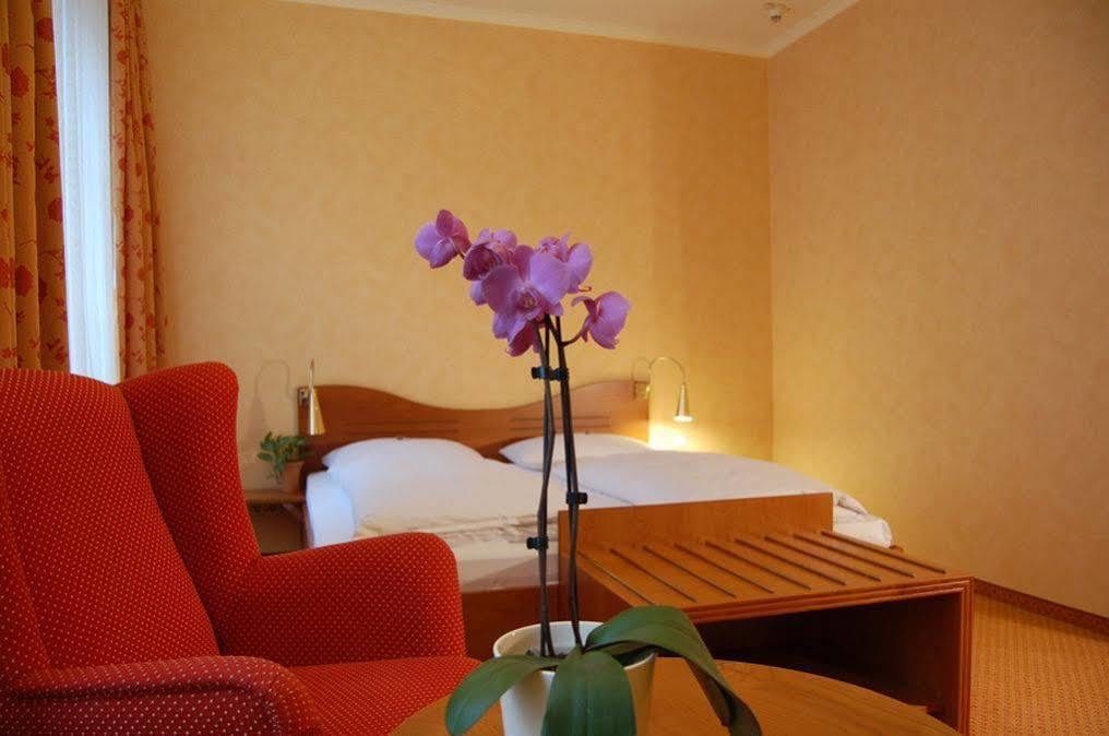 Albrechtshof 3*
