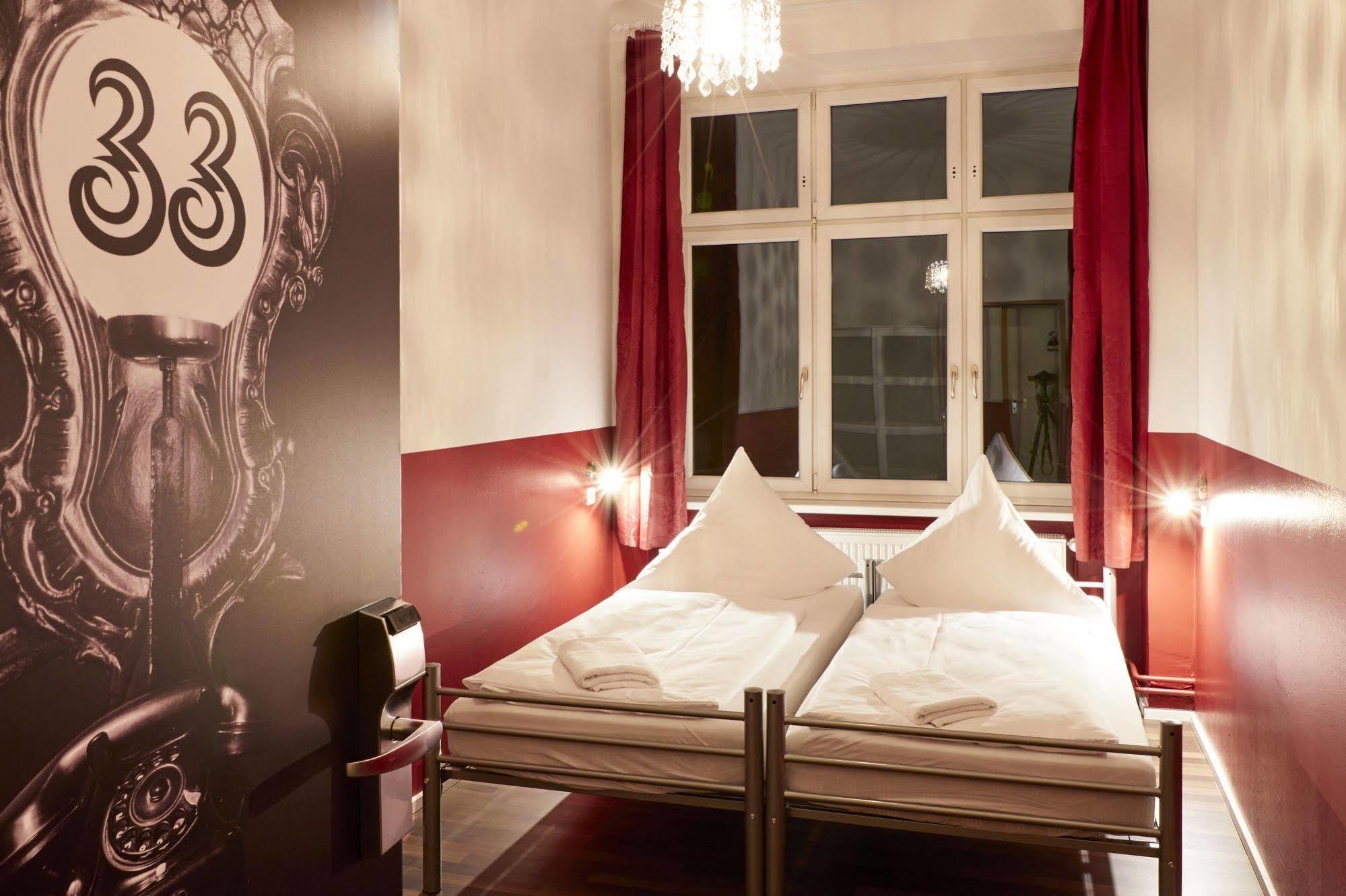 Ballhaus Auberge de jeunesse *