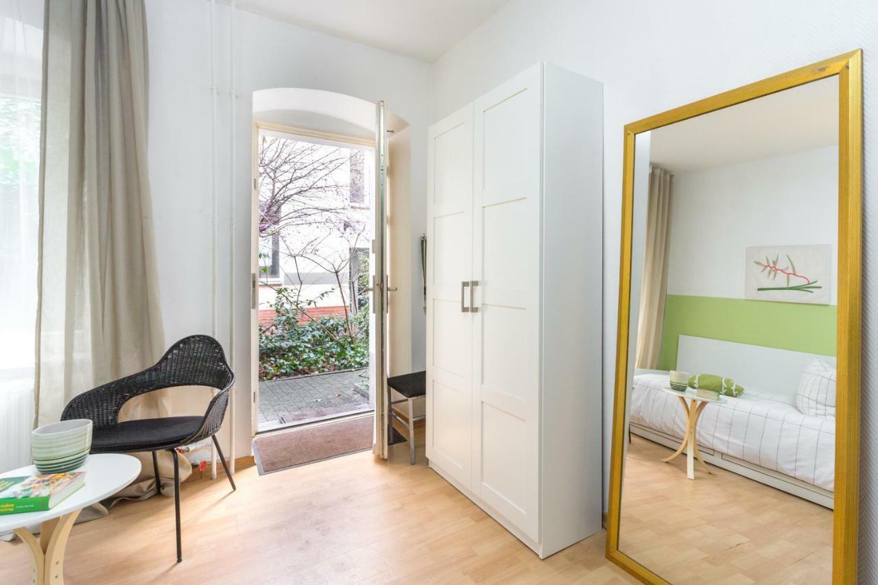 Schönes 2-zimmer-apartment In Kollwitzplatz-nähe * Berlin