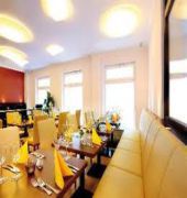 Hotell Adelante Boutique 4*