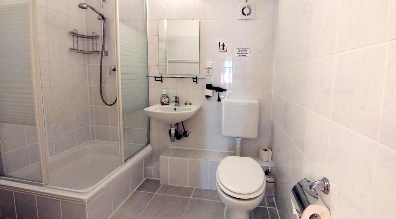 M68 Hotell 2*