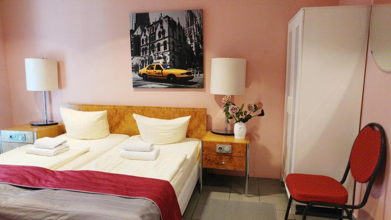 M68 Hotell
