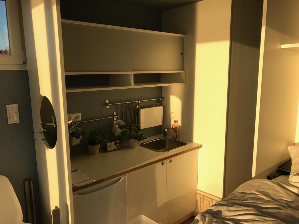 Tiny Houseboat Wannsee Bateau-hôtel *