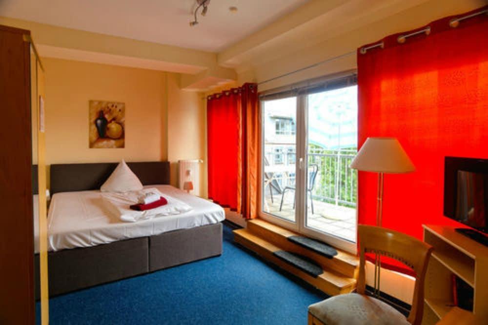 Comenius Hotell